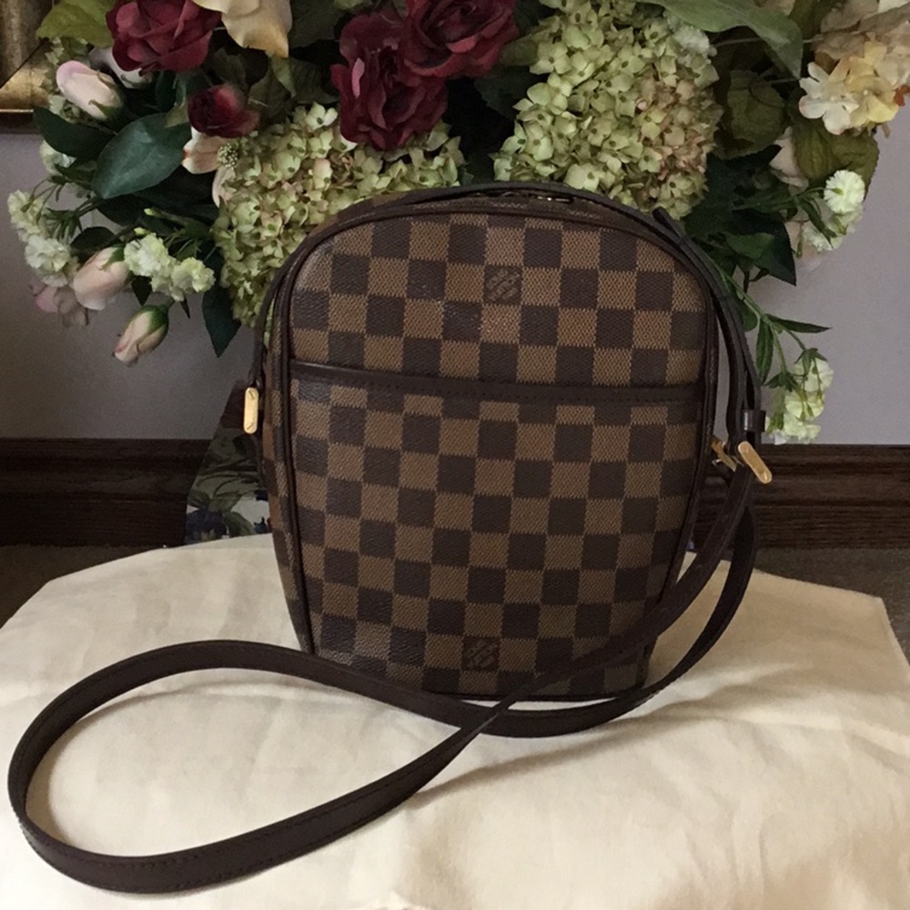 Louis Vuitton Ipanema